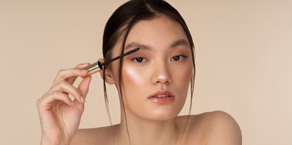 When and How to Use Brow Gel: What It Does?
