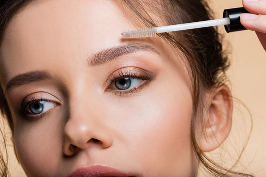 Castor Oil for Eyebrows: Boost Growth and Enhance Beauty Naturally!